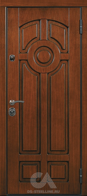 Металлическая дверь Талисман вуд для квартиры, вид снаружи